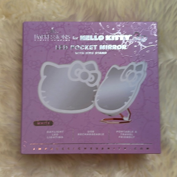 Hello Kitty x Impressions light up LED pocket mirror with ring stand NIB - Picture 1 of 6